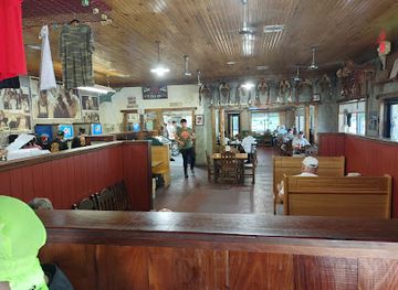 oklahoma/chickasaw-country/restaurant/smokin-joe-s-rib-ranch