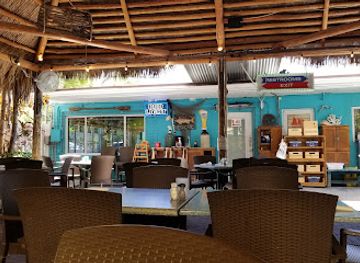 florida/key-largo/restaurant/lazy-lobster-seafood-restaurant