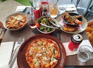 australia/cairns/restaurant/lemoncello-s-cairns