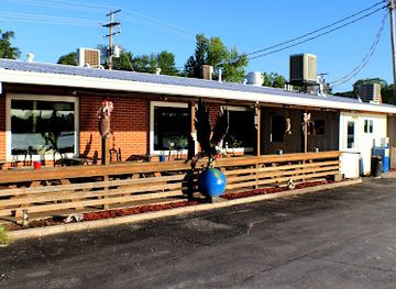 illinois/great-river-road/restaurant/illinois-riverdock-restaurant
