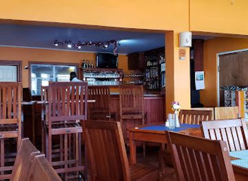 grenada/saint-george/restaurant/nutmeg-lounge