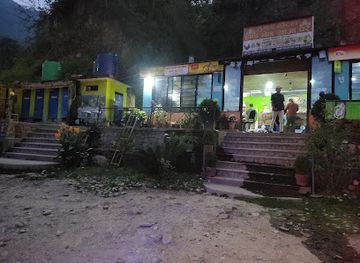 nepal/bandipur/restaurant/highway-hotel