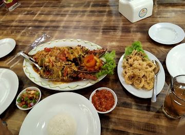 indonesia/south-papua/restaurant/resto-yougwa-danau-sentani