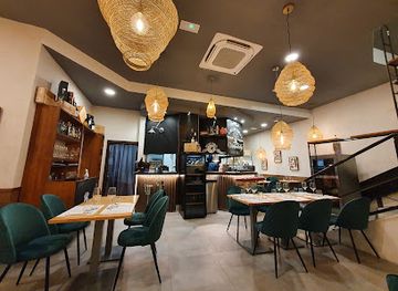 spain/granada/restaurant/negro-carbon-albayzin