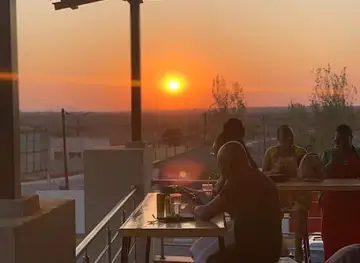 Potche sports Cafe and restaurant