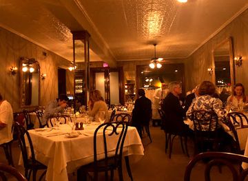 louisiana/new-orleans/restaurant/gautreau-s-restaurant