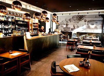 belgium/land-of-waas/restaurant/walburg-castle