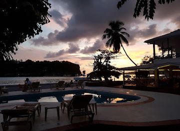 saint-vincent-and-the-grenadines/la-soufriere/restaurant/flow-wine-bar-and-kitchen