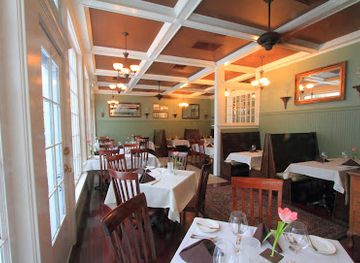 massachusetts/cape-cod/restaurant/the-glass-onion