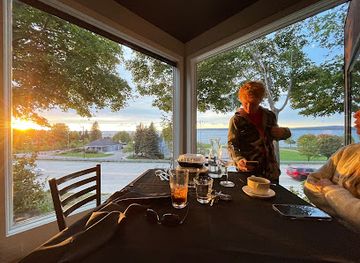 michigan/harbor-springs/restaurant/the-beacon-bistro