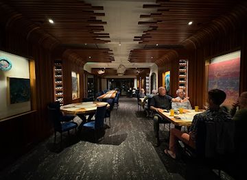 california/redwood-national-and-state-parks/restaurant/hurrica-restaurant-bar