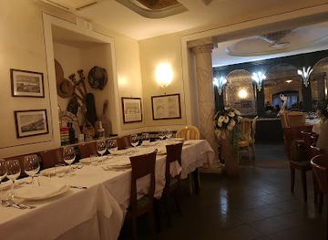 italy/naples/restaurant/mimi-alla-ferrovia