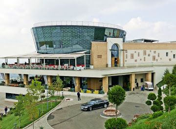 INZHU restaurant