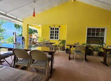 saint-lucia/micoud/restaurant/martha-s-tables