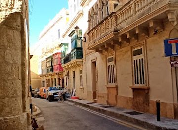 malta/mdina/restaurant/chick-king