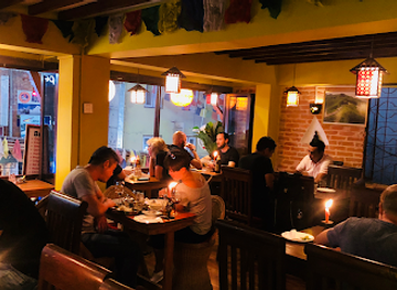 nepal/kathmandu/restaurant/little-buddha-restaurant