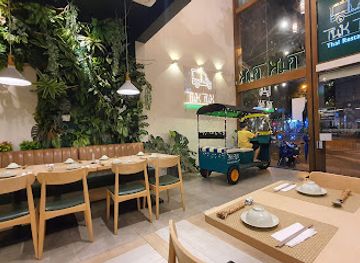 vietnam/nha-trang/restaurant/sam-lor-thai-restaurant-nha-trang-tuktuk