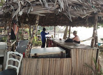 the-gambia/brikama/restaurant/happy-corner