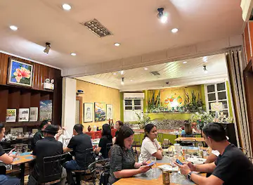 Small Talk Café