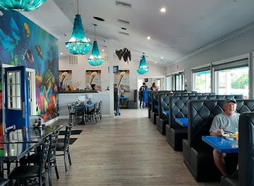 florida/everglades/restaurant/the-diving-pelican-restaurant-bar
