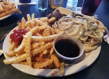 iowa/iowa-great-lakes/restaurant/mckeens-pub-grill