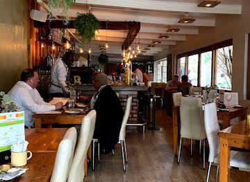 south-africa/amatola-mountains/restaurant/sanook-cafe-east-london