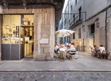 spain/girona/barri-vell-old-town/restaurant/brots-de-vi