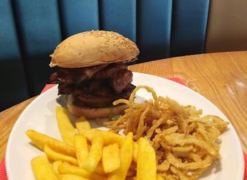 eswatini/big-bend/restaurant/mdzimba-rock-spur-manzini