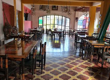 guatemala/chichicastenango/restaurant/restaurante-tziguan-tinamit