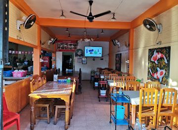 thailand/nan/restaurant/non-loet-rot