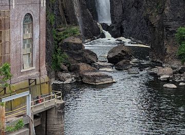 new-jersey/paterson-great-falls-national-historical-park/restaurant/paterson-great-falls-observation-deck
