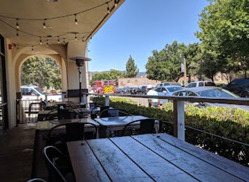 california/temecula/restaurant/e-a-t-marketplace