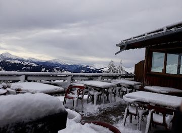 france/avoriaz/restaurant/restaurant-les-cretes