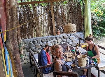 saint-vincent-and-the-grenadines/barrouallie/restaurant/bush-bar