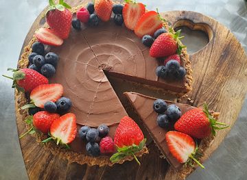 ireland/giant-s-causeway/restaurant/wolf-it-down-mobile-cafe