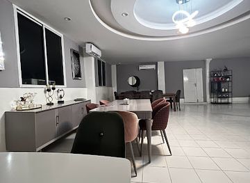 somalia/lughaya-beach/restaurant/cad-iyo-caano