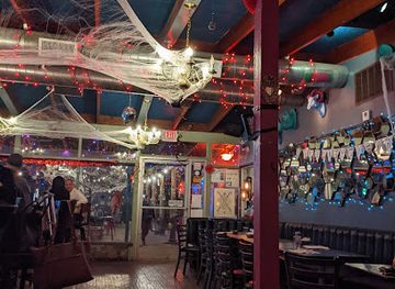 texas/el-paso/restaurant/sabertooth-food-co