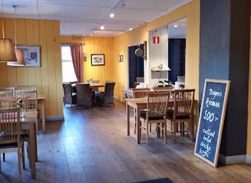 sweden/ostergotland/restaurant/vaderstad-centralkrog
