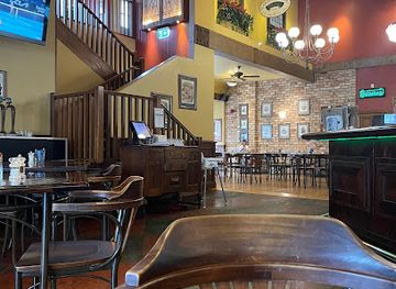 new-zealand/whangarei/restaurant/dickens-inn