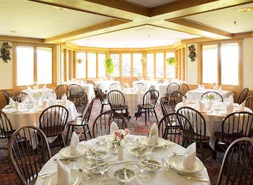 vermont/stowe/restaurant/the-main-dining-room-at-trapp-family-lodge