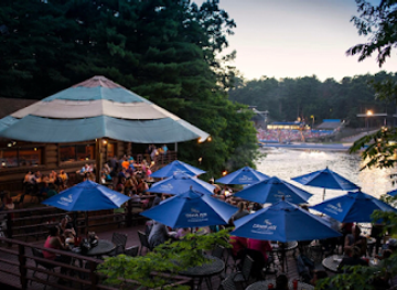 wisconsin/wisconsin-dells/restaurant/ravina-bay-bar-grill