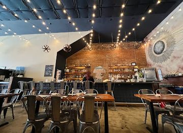 north-carolina/durham-area/restaurant/luna-rotisserie-and-empanadas