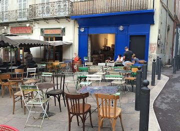 france/marseille/le-panier/restaurant/le-caveau