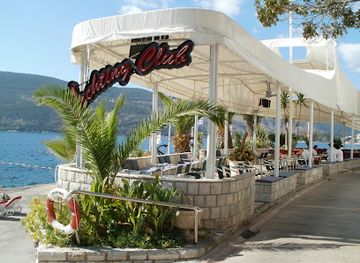 montenegro/herceg-novi/restaurant/yachting-club-32