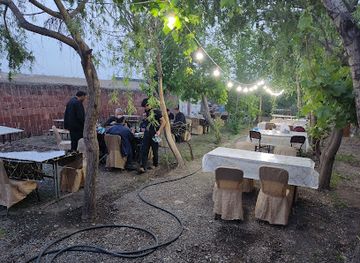 azerbaijan/ganja/restaurant/qazilr-kafesi