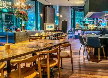 singapore/marina-bay/restaurant/nude-seafood-marina-one