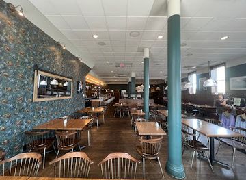 indiana/the-dunes/restaurant/leeds-public-house