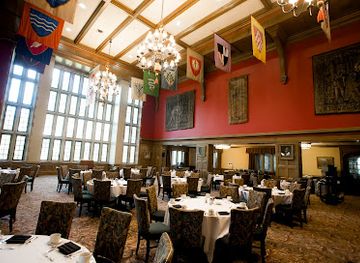 indiana/bloomington/restaurant/the-tudor-room