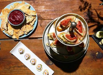 uruguay/sierra-de-los-caracoles/restaurant/solera-wine-tapas-bar