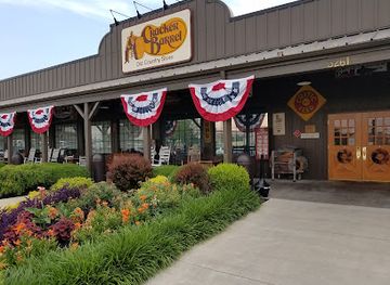 missouri/cape-girardeau/restaurant/cracker-barrel-old-country-store